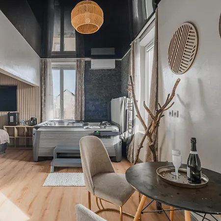 Cocoon Du Jacuzzi-wifi-parking Charavines
